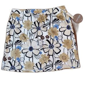 Valerie Stevens Womens Sz 12P Skort Beige, Blue & White Floral New With Tags